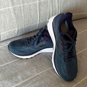 Saucony Ride 14 Running Shoes Size 8.5